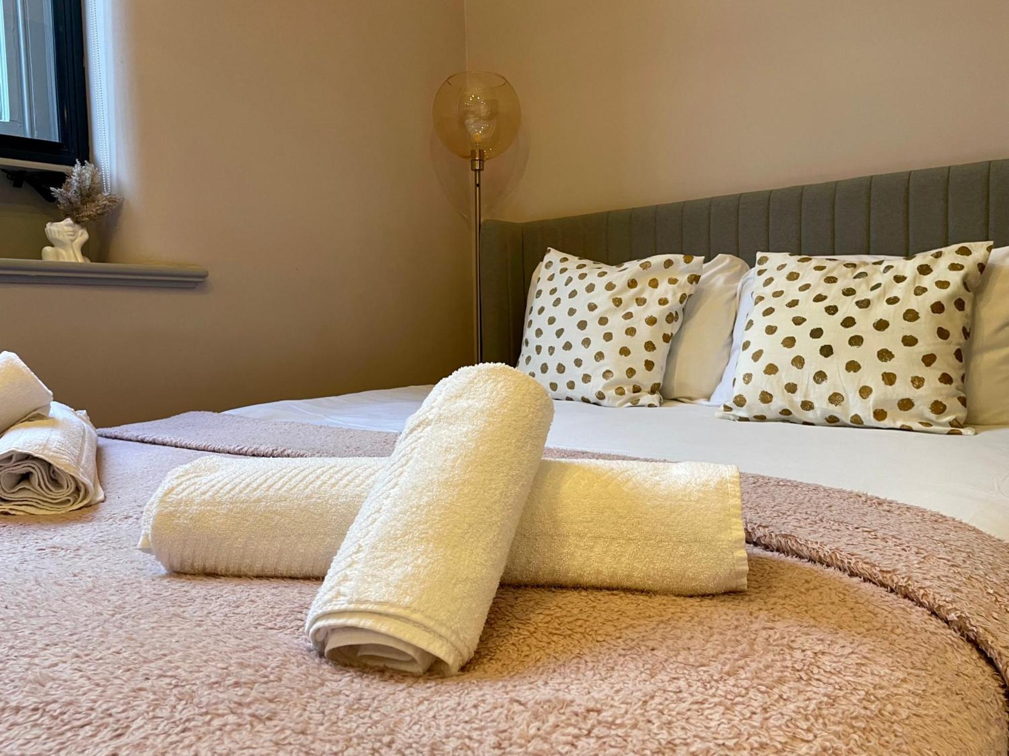 Stunning 2 Bed Apartment In Greater Manchester Esterno foto